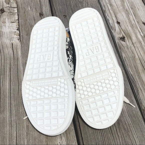 NWT GAP kids canvas sneakers shoes tropical sz 2 - Picture 3 of 4